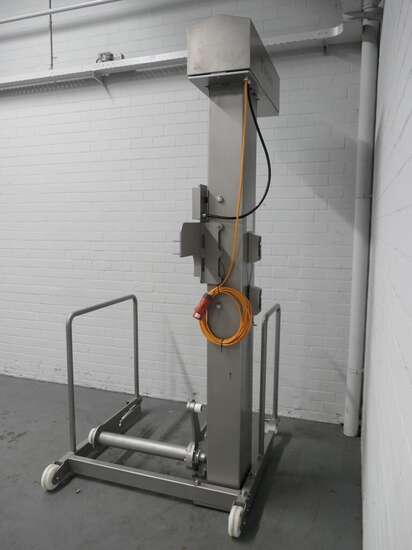 Mohn mobile lifter